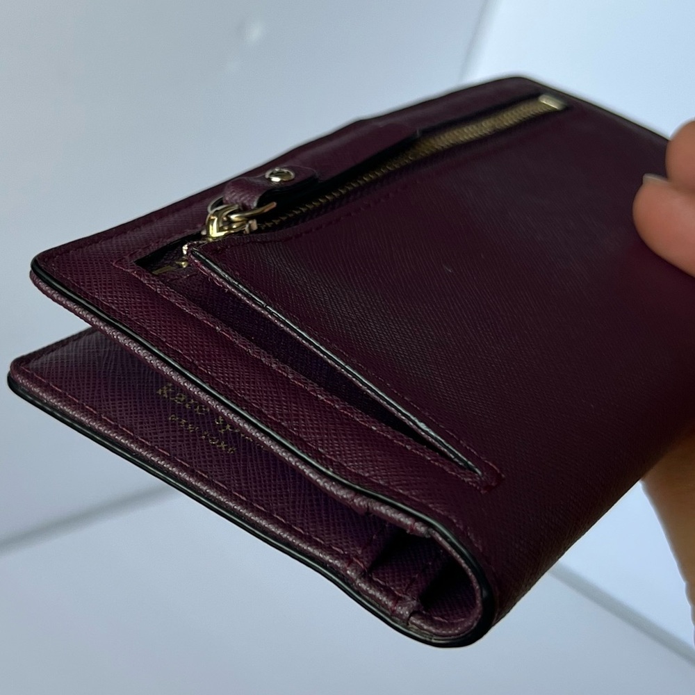 Kate Spade Bifold Wallet Card Holder Burgundish Red Wine Color - Picture 6 of 16